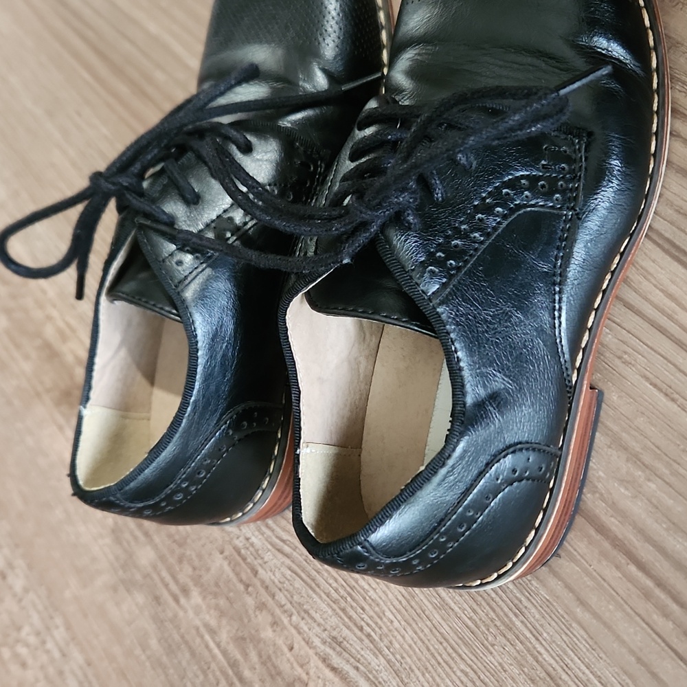 Boys Steve Madden Dress Shoes - Picture 2 of 5